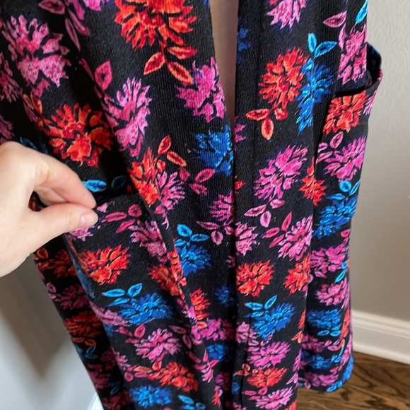 LuLaRoe duster floral - Picture 2 of 7